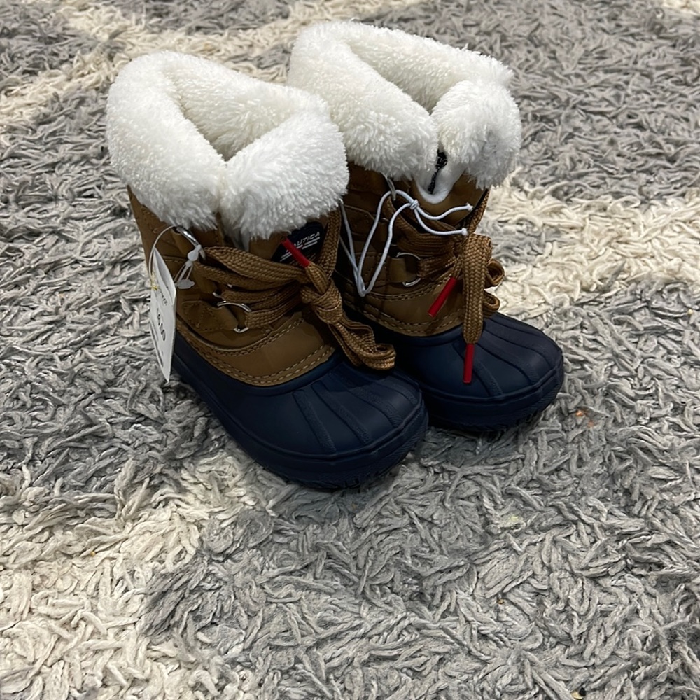 Nautica boots toddler size 6